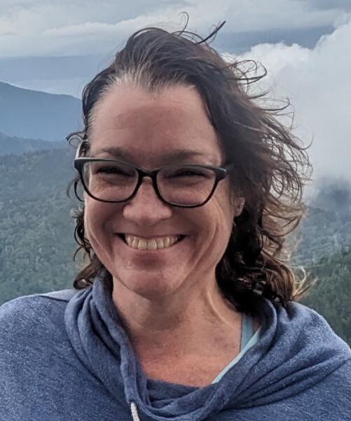 LucindaUtz-cropped Lucinda Utz