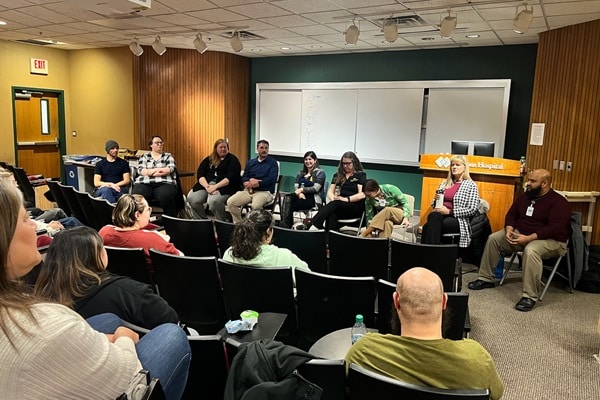 Career panel discussion at a MLS student night at a hospital