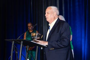 Michael Bishop accepts the 2026 ASCLS Pinnacle Award
